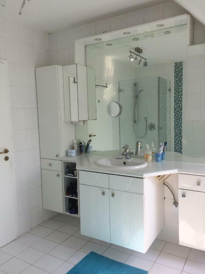 Schoene Zimmer Im Zentrum Leben Офенбург Екстериор снимка