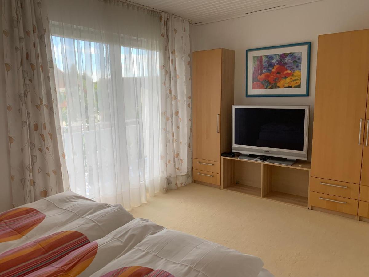 Schoene Zimmer Im Zentrum Leben Офенбург Екстериор снимка